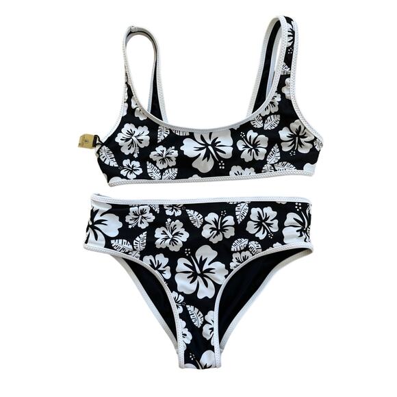 Volcom Flower Bikini 👙 - Picture 1 of 6
